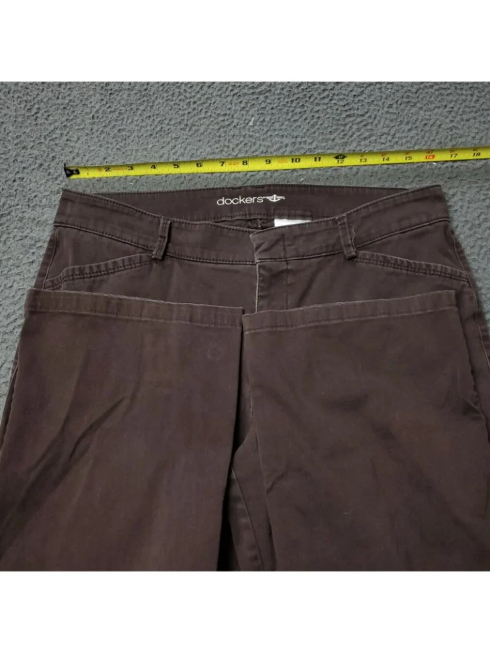 Dockers Pants Womens Size 10 Short 32x26 Brown Chino Khaki Wide Leg Cuff LL y2K